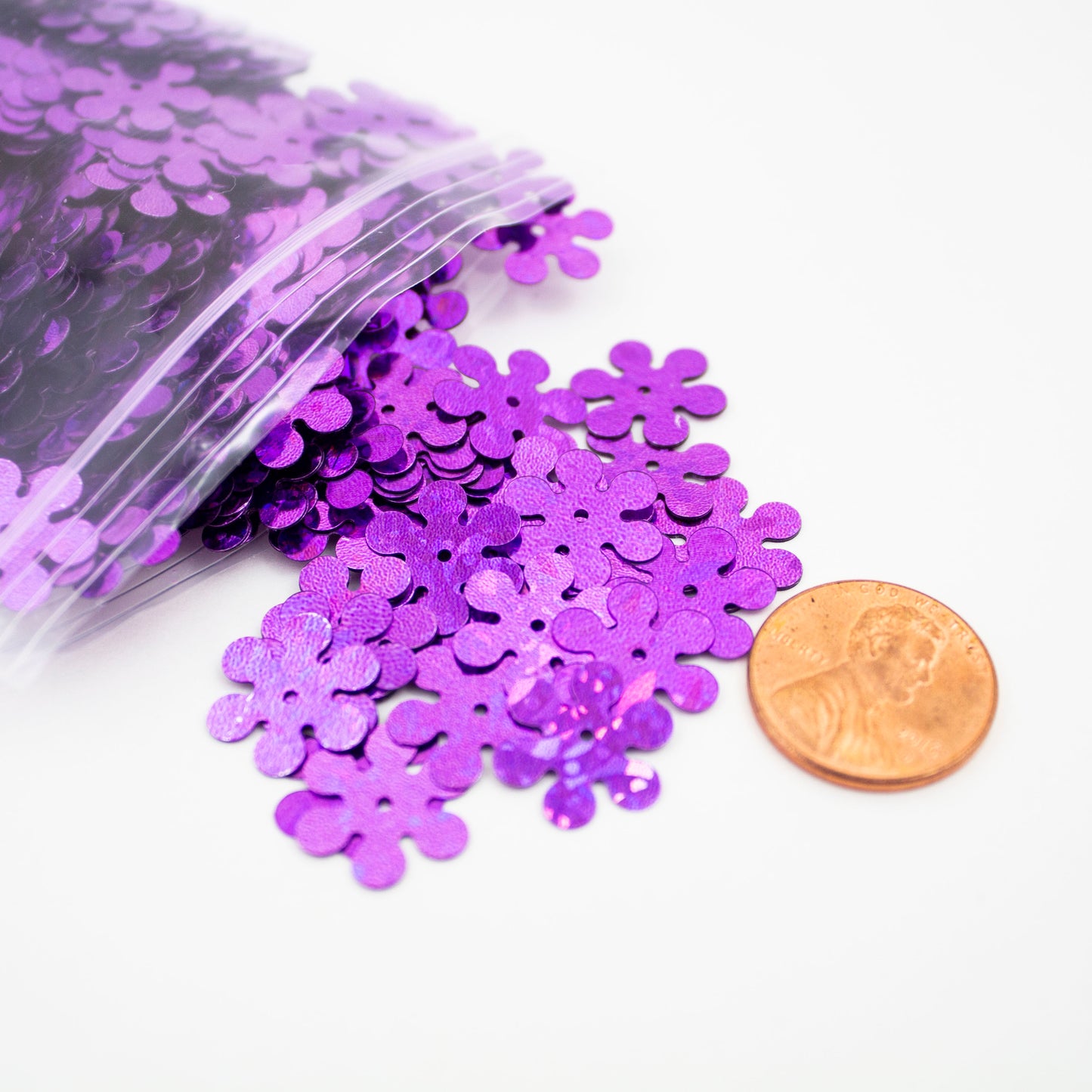 Purple Clover Sequins 13 mm