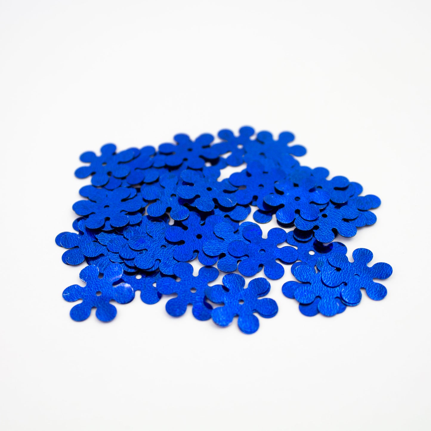 Blue Clover Sequins 13 mm