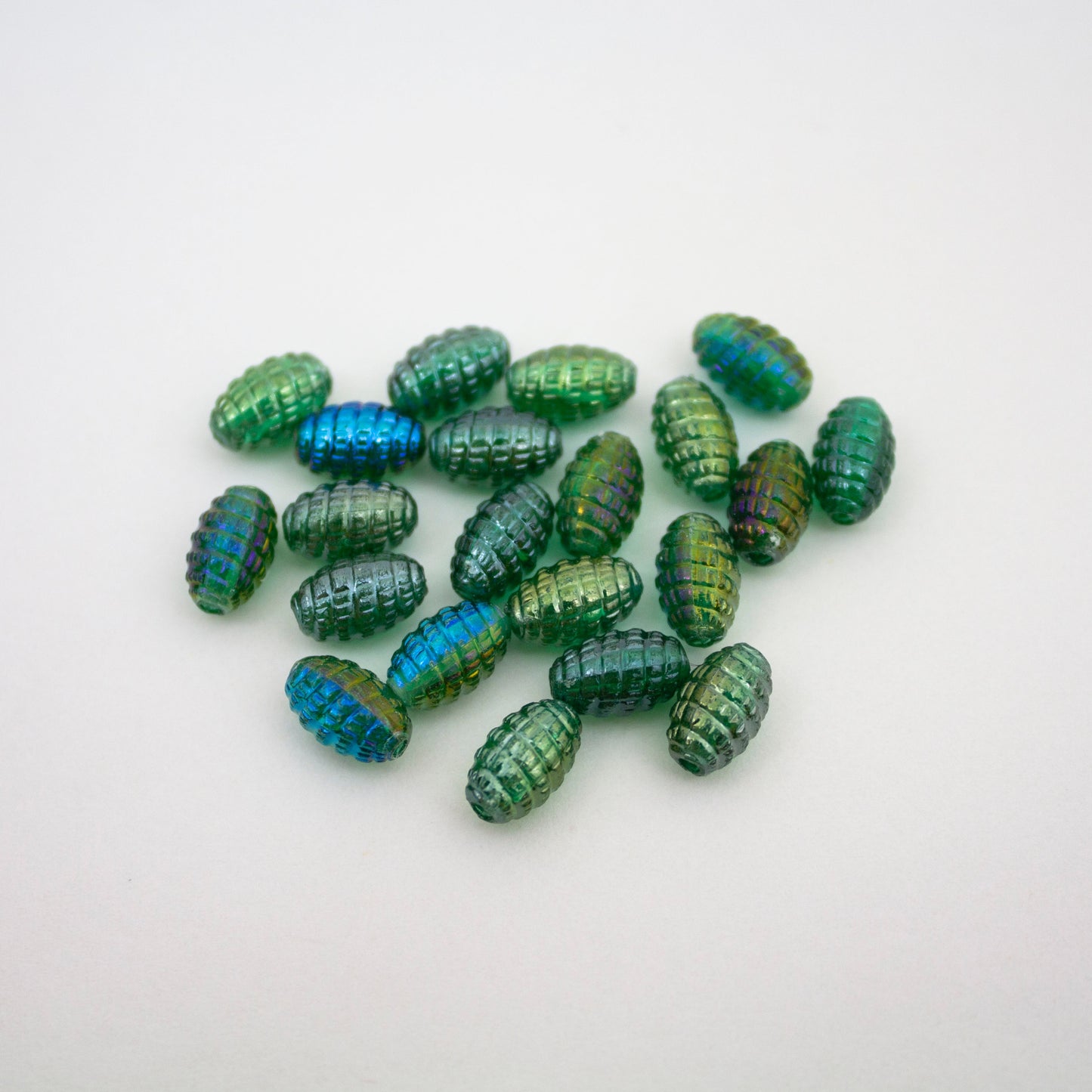 Beads - Dark Green Glossy Larva
