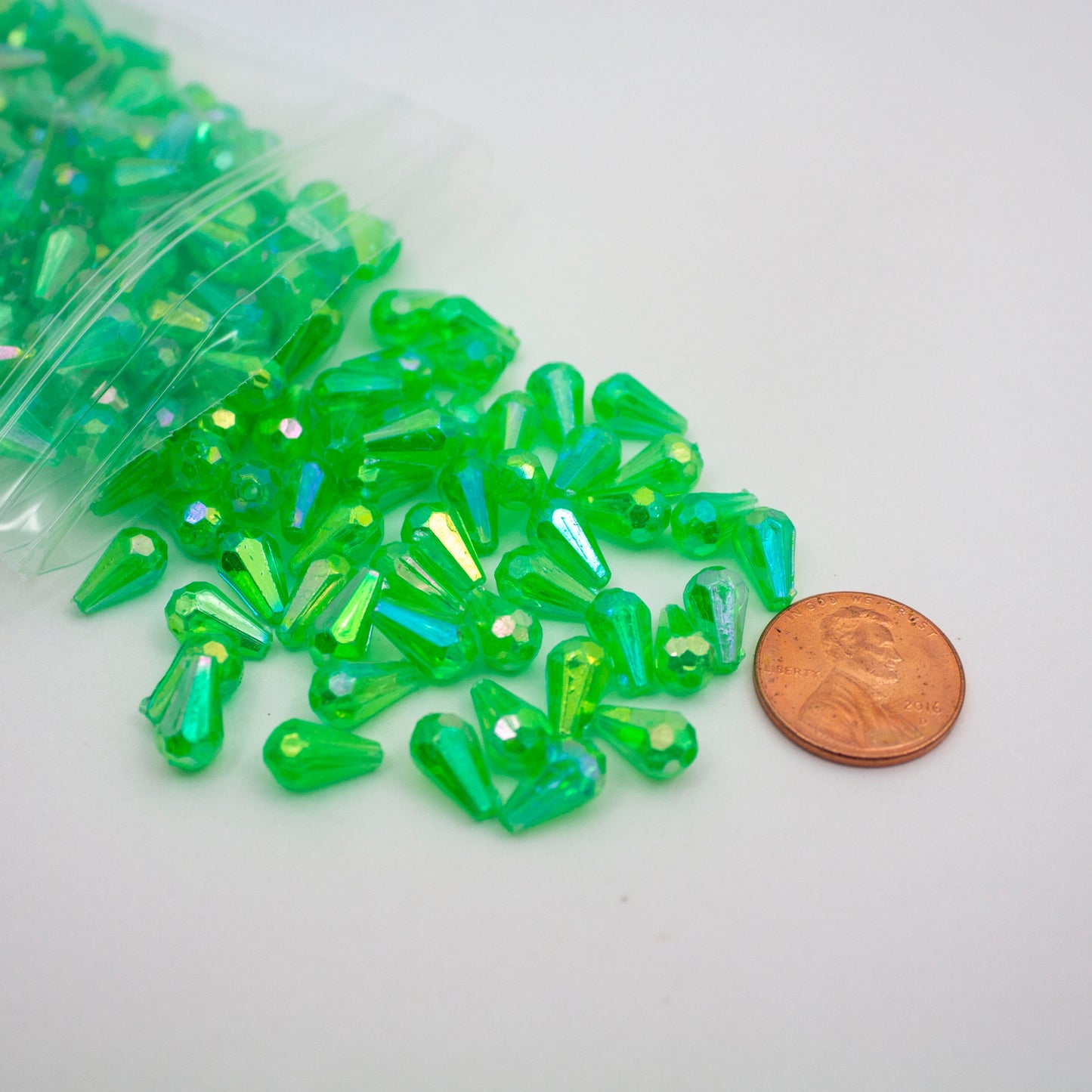 Beads - Green Glossy Diamond 10 mm