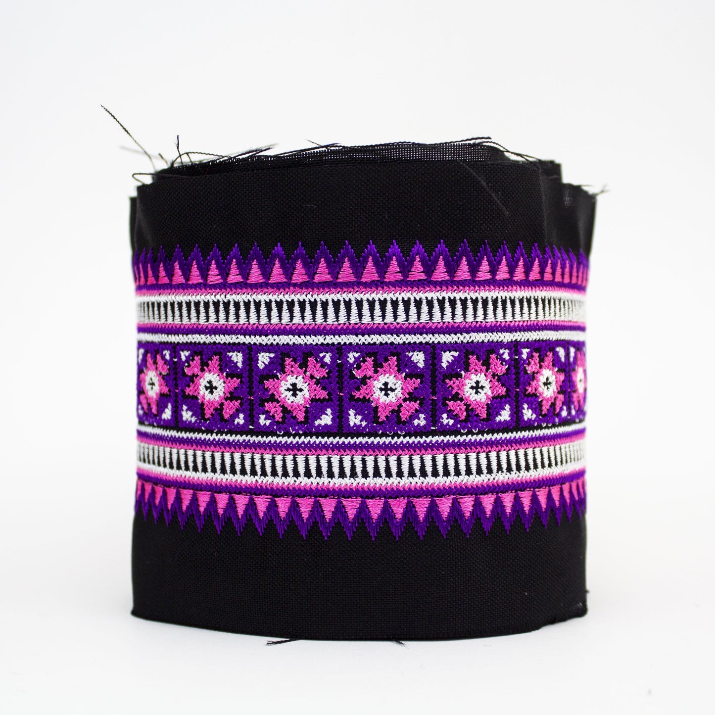Paaj Ntaub - Purple Mountains