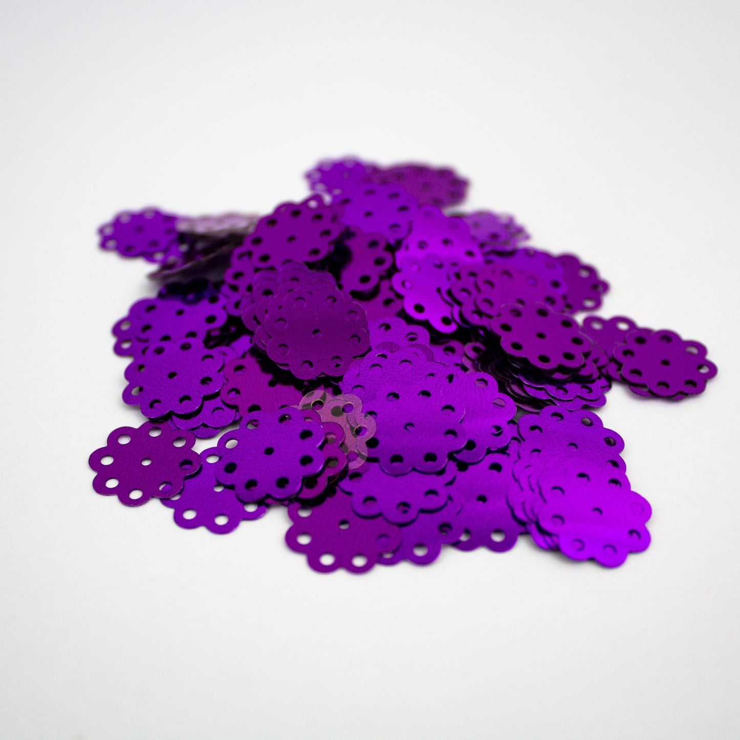 Purple Flower Sequin 13 mm