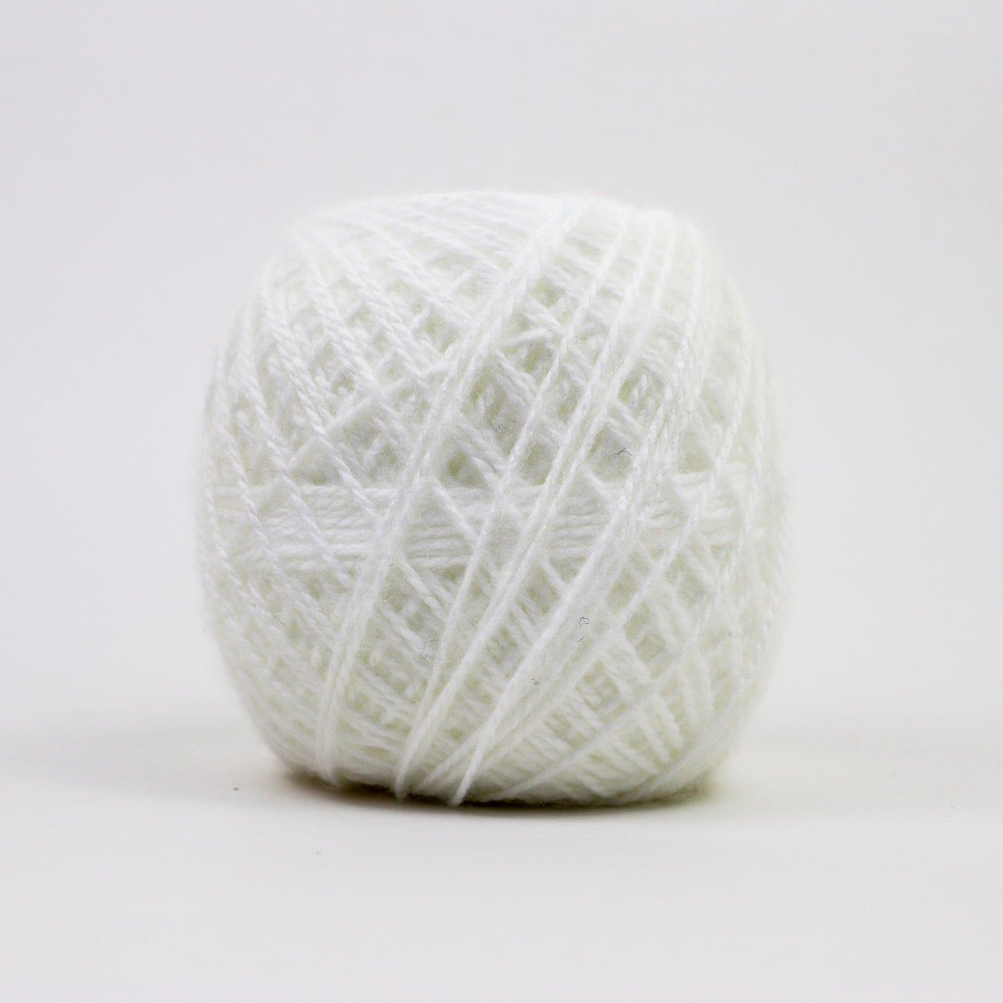 White - Yarn 2 mm