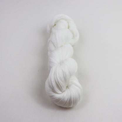 White - Thread Bundle