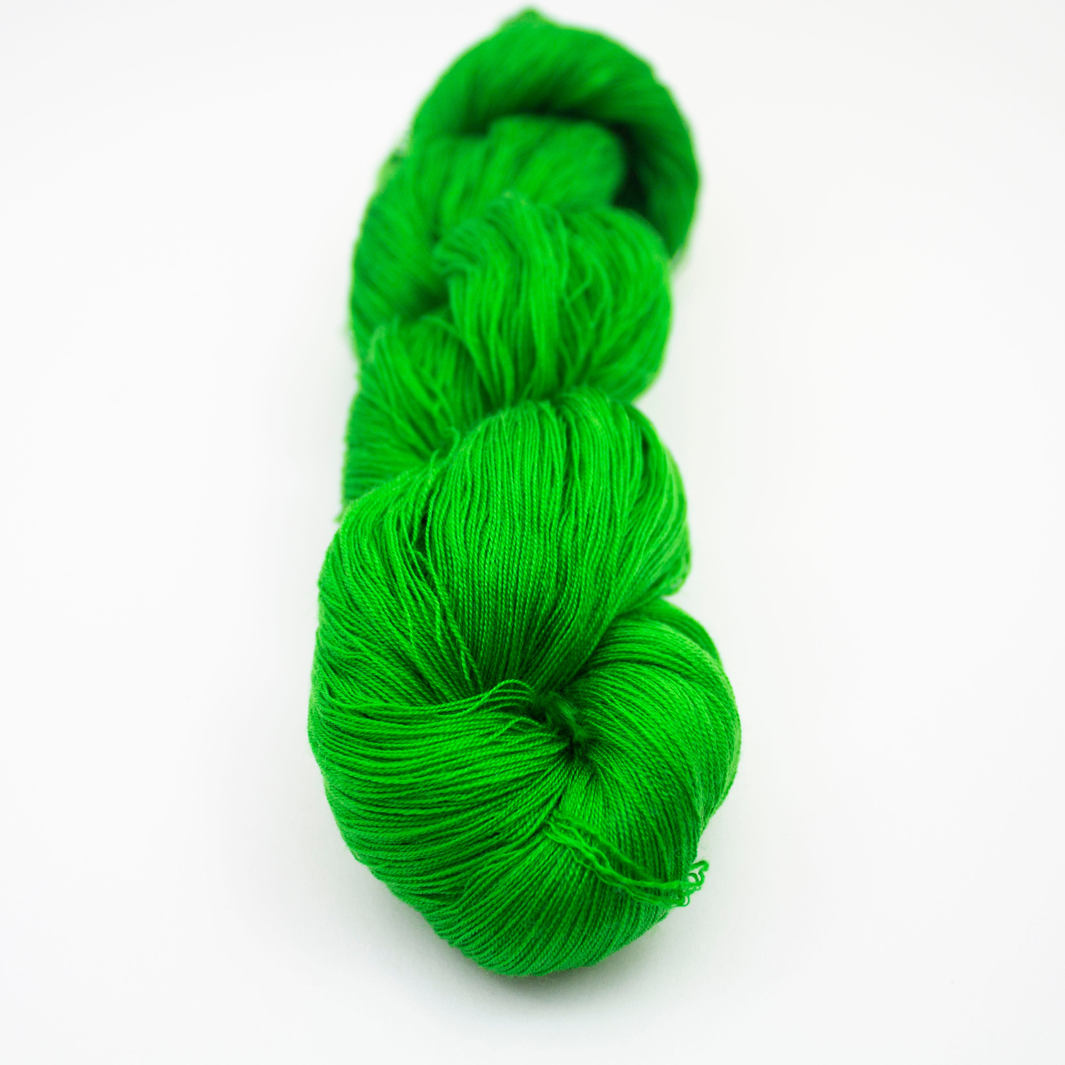 Light Green - Thread Bundle – Mai Materials