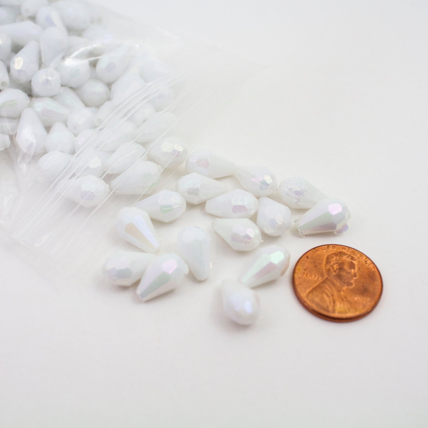Beads - White Glossy Diamond 13 mm