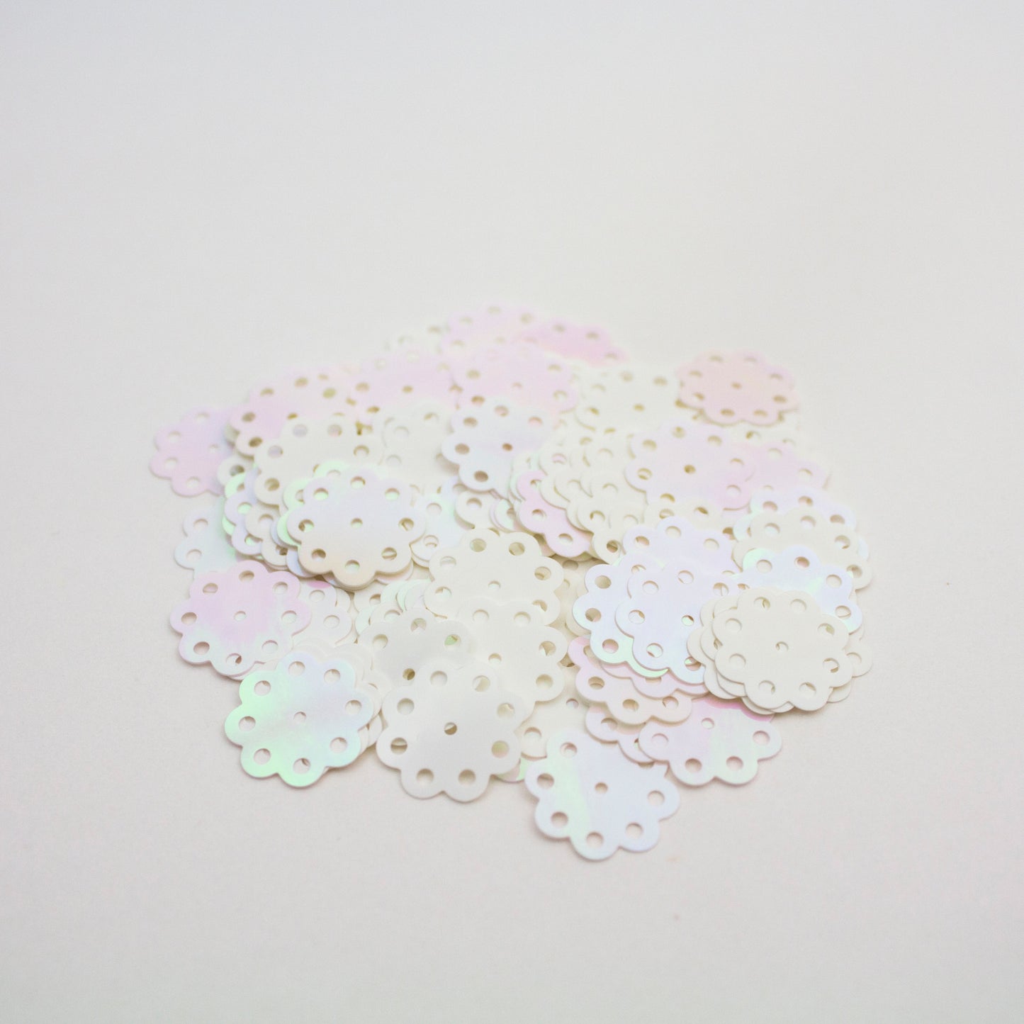 White Flower Sequins 13 mm